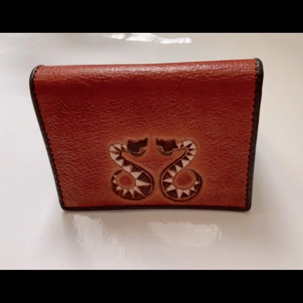 SOLD 🥳 Host Pick ⭐️ NEW Double Snake Motif Card Case/Wallet - Picture 4 of 5